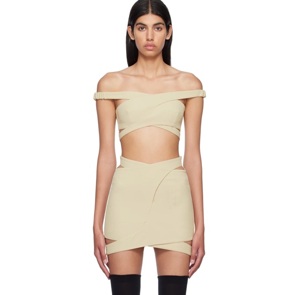 J KOO Beige Cut-Out Mini Skirt & Top New with tags - Picture 3 of 15